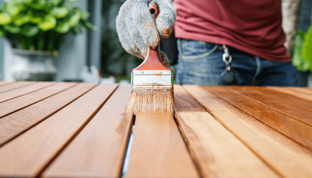 Cover บทความ ทาสีย้อมไม้แล้วเหนียว